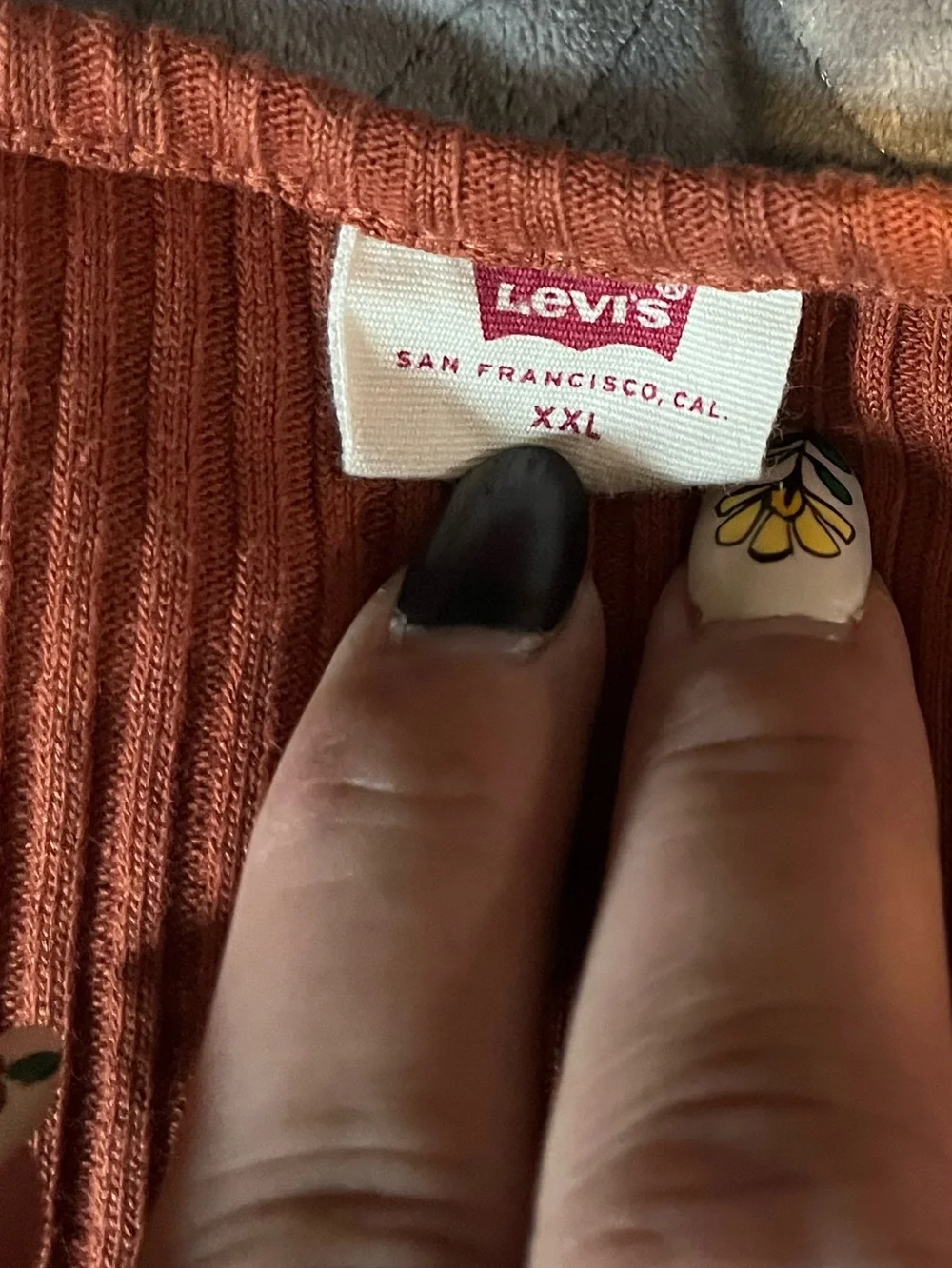 Levi's Rust Ribbed Short-Sleeve Button-Front Top - Picture 4 of 4